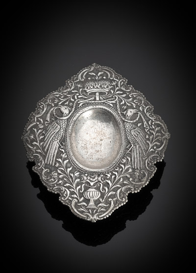 <b>Gewürzschale mit Vogelmotiven</b> <b>Gewürzschale mit Vogelmotiven</b>