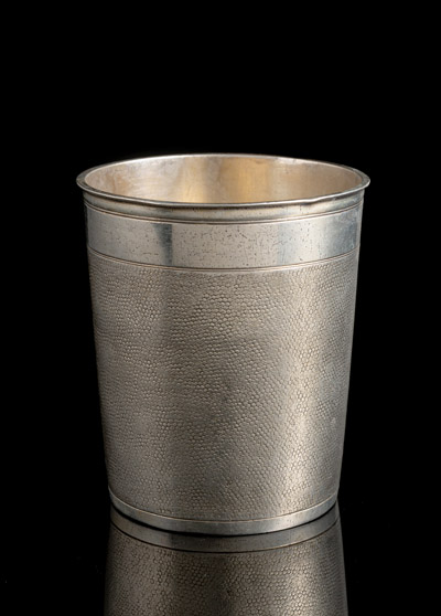 <b>Schlangenhaut-Becher</b> <b>Schlangenhaut-Becher</b>