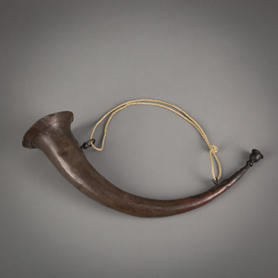 <b>Signal- oder Jagdhorn</b> <b>Signal- oder Jagdhorn</b>