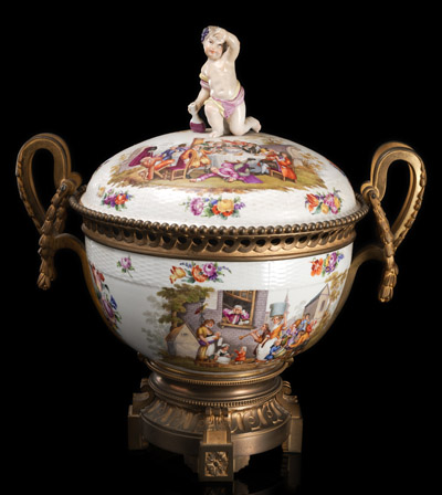 <b>Großes Bowlengefäß</b> <b>Großes Bowlengefäß</b>