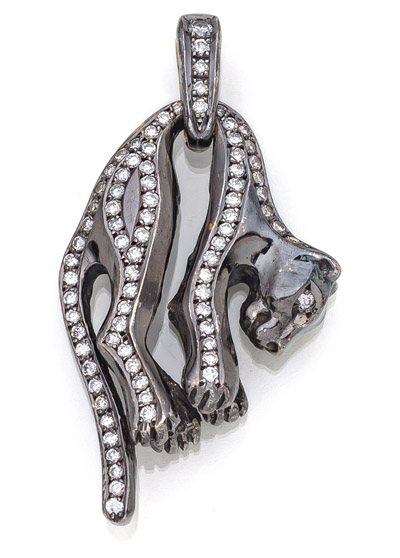 <b>Panther-shaped pendant, 18kt, 33 diamonds, approx. 1.06 ct.</b>