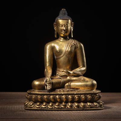<b>Vergoldete Bronze des Buddha Shakyamuni auf einem Lotossockel</b>