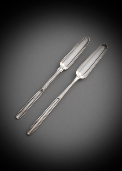 <b>Zwei silberne Marklöffel</b>