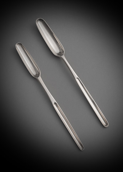 <b>Zwei silberne Marklöffel</b>