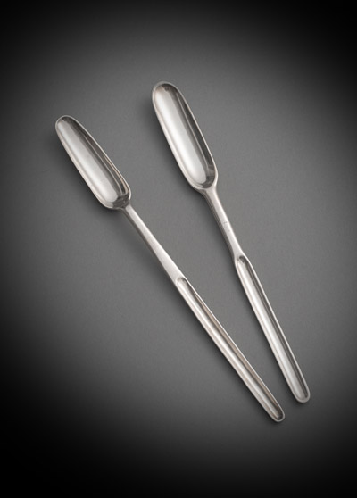 <b>Zwei silberne Marklöffel</b>