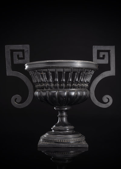 <b>Empire-Zierkorb</b> <b>Empire-Zierkorb</b>