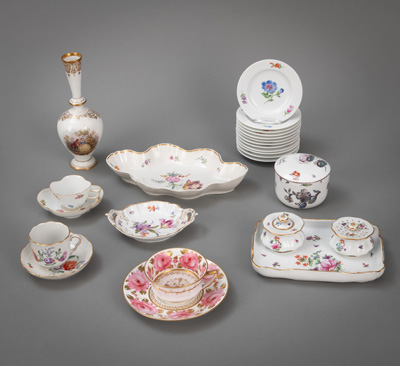 <b>Konvolut Porzellan mit Blumendekor</b>