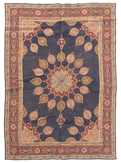 <b>Embroidery with ardebil pattern</b>