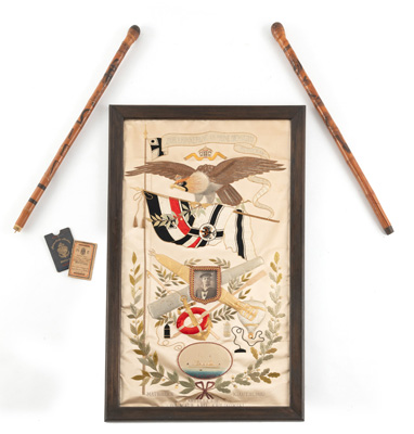 <b>Seidenstickerei mit Adler und Flagge der kaiserlichen Marine, dazu zwei Gehstöcke aus Holz und der Militärpass des Matrosen Krolikowski</b>
