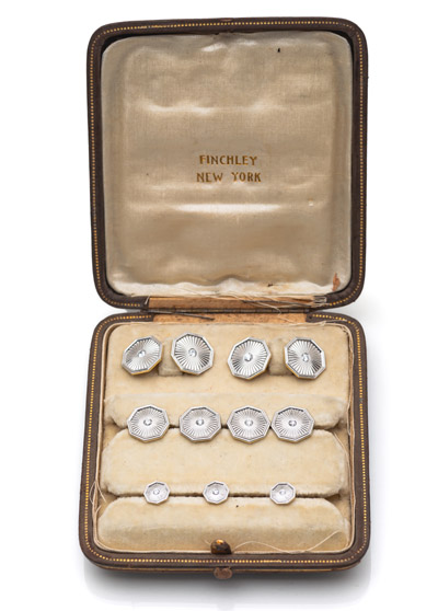 <b>Frackgarnitur</b>