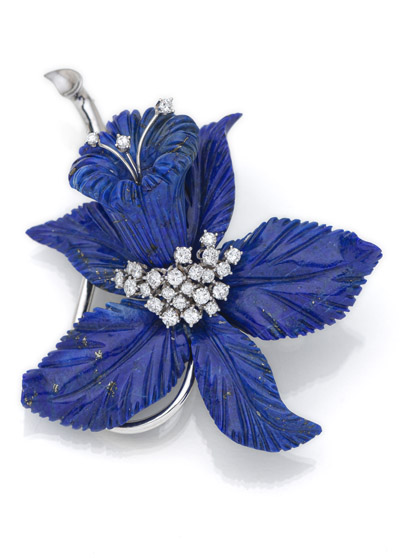 <b>Blütenbrosche</b>