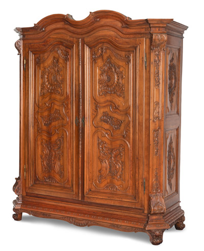 <b>Groer Rokoko Hallen-Schrank</b> <b>Groer Rokoko Hallen-Schrank</b>