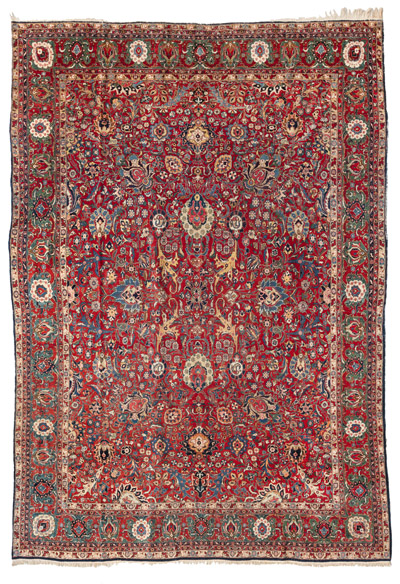 <b>A decorative Kashan carpet with bright color palette</b>