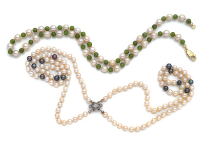 <b>Two pearl necklaces</b>