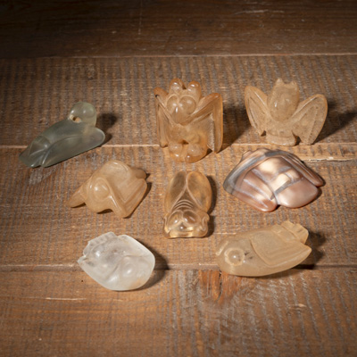 <b>EIGHT BIRD-SHAPED ARCHAIC STYLE PENDANTS</b>