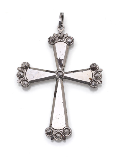 <b>Viktorianischer Cut Steel Kreuzanhänger</b> <b>Viktorianischer Cut Steel Kreuzanhänger</b>