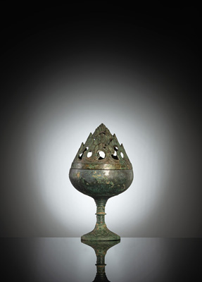 <b>Feiner Weihrauchbrenner aus Bronze 'boshan lu'</b> <b>Feiner Weihrauchbrenner aus Bronze 'boshan lu'</b>