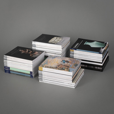 <b>Konvolut 45 Auktionskataloge Sotheby's London, Hongkong, Paris u.a., chinesische Keramik und Kunst, 2007-2009</b>