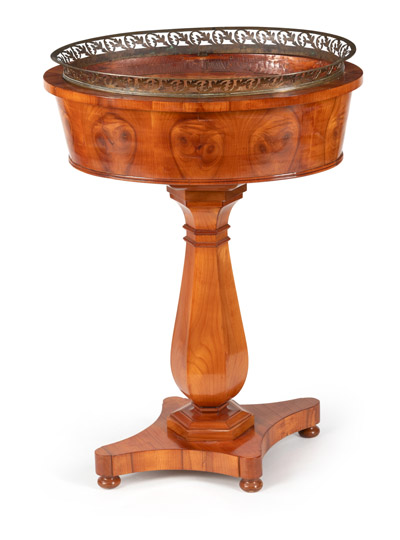 <b>Biedermeier-Jardiniere</b> <b>Biedermeier-Jardiniere</b>