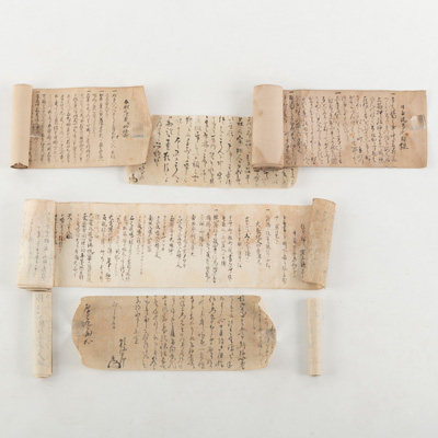 <b>Sieben Schriftstücke</b>