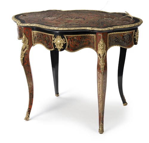 <b>Ziertisch mit Boulle-Marketerie</b> <b>Ziertisch mit Boulle-Marketerie</b>