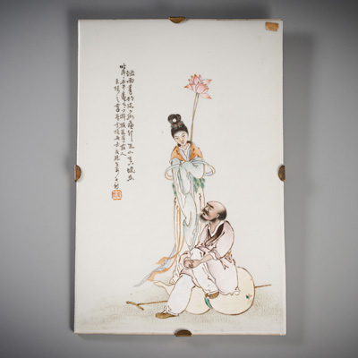 <b>A FAMILLE ROSE PORCELAIN TILE DEPICTING TWO IMMORTALS</b>