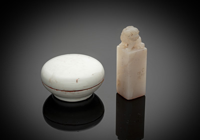 <b>A DEHUA SEAL BOX AND COVER AND A FINELY CARVED AND SIGNED STONE SEAL</b>