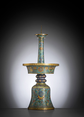 <b>Großer Cloisonné-Kerzenständer</b> <b>Großer Cloisonné-Kerzenständer</b>