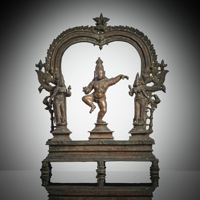 <b>Bronzegruppe mit Darstellungen des Krishna, Shri Devi und Bhu</b>