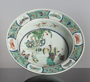 <b>Becken aus Porzellan mit 'Famille verte'-Dekor des Tao Yuanming</b>