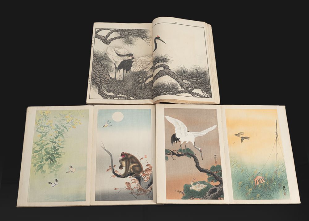 <b>Drei Bücher mit Holzschnittdrucken von Imao Keinen (1845-1924), Ohara Koson (1877-1945) u. a.</b>