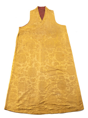 <b>Übergewand einer hochstehenden Person aus gelbem Seidendamast</b> <b>Übergewand einer hochstehenden Person aus gelbem Seidendamast</b>