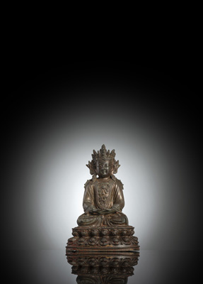 <b>Bronze des Maitreya auf einem Lotus</b> <b>Bronze des Maitreya auf einem Lotus</b>