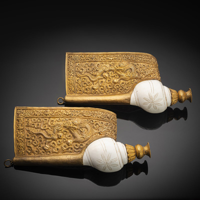 <b>Paar Muscheltrompeten</b> <b>Paar Muscheltrompeten</b>