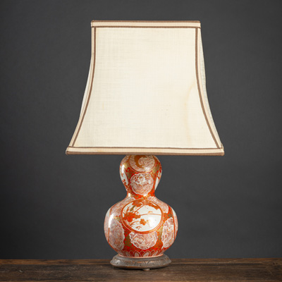 <b>A PORCELAIN DOUBLE-GOURD VASE MOUNTED AS A LAMP</b>