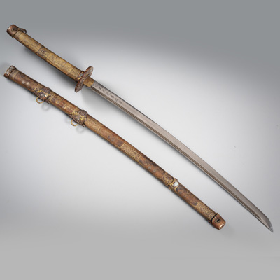 <b>Katana und reich verzierter Scheide</b>