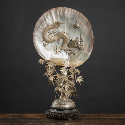 <b>A LARGE SILVER DRAGON SEASHELL WITH BAMBOO-SHAPED STAND</b>