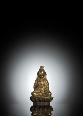 <b>A BRONZE FIGURE OF GUANYIN</b>
