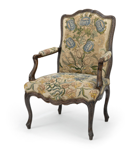 <b>Louis-XV-Fauteuil</b> <b>Louis-XV-Fauteuil</b>