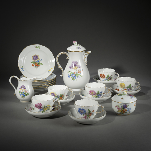 <b>Kaffeeservice für 6 Personen</b>