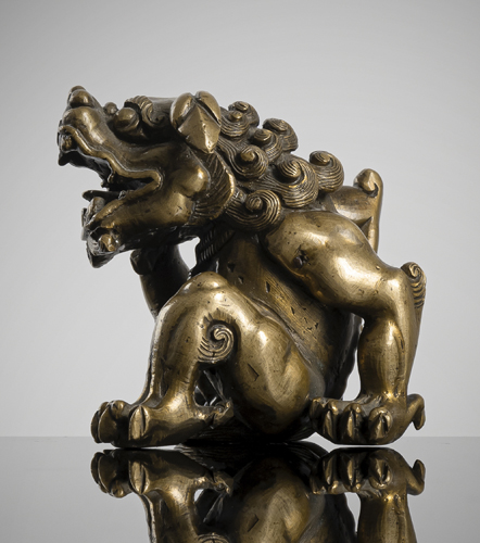 <b>A VERY RARE LION-SHAPED PAPER OR BOOK WEIGHT</b>