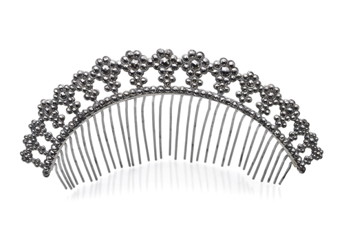 <b>Prächtiges Viktorianisches Cut Steel Kamm-Diadem</b>