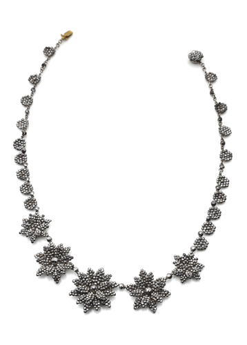 <b>Viktorianisches Cut Steel Collier</b>