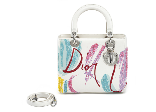 <b>Dior</b>