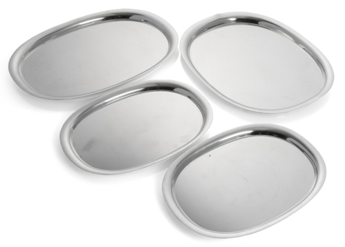 <b>Zwei Paar Georg Jensen Silber-Tabletts Elypse  Nr. 1146B und 1146C</b>