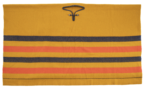 <b>Poncho Hermes</b> <b>Poncho Hermes</b>