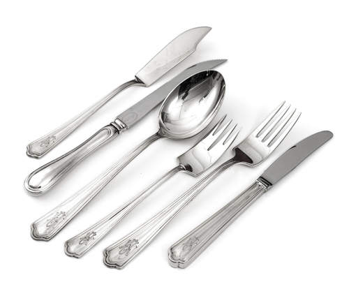 <b>Umfangreiches Besteck</b>