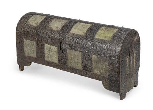 <b>Runddeckeltruhe</b>