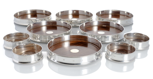 <b>Zehn Flaschenuntersetzer</b>