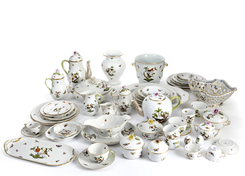 <b>Umfangreiches Porzellan Teilservice</b>